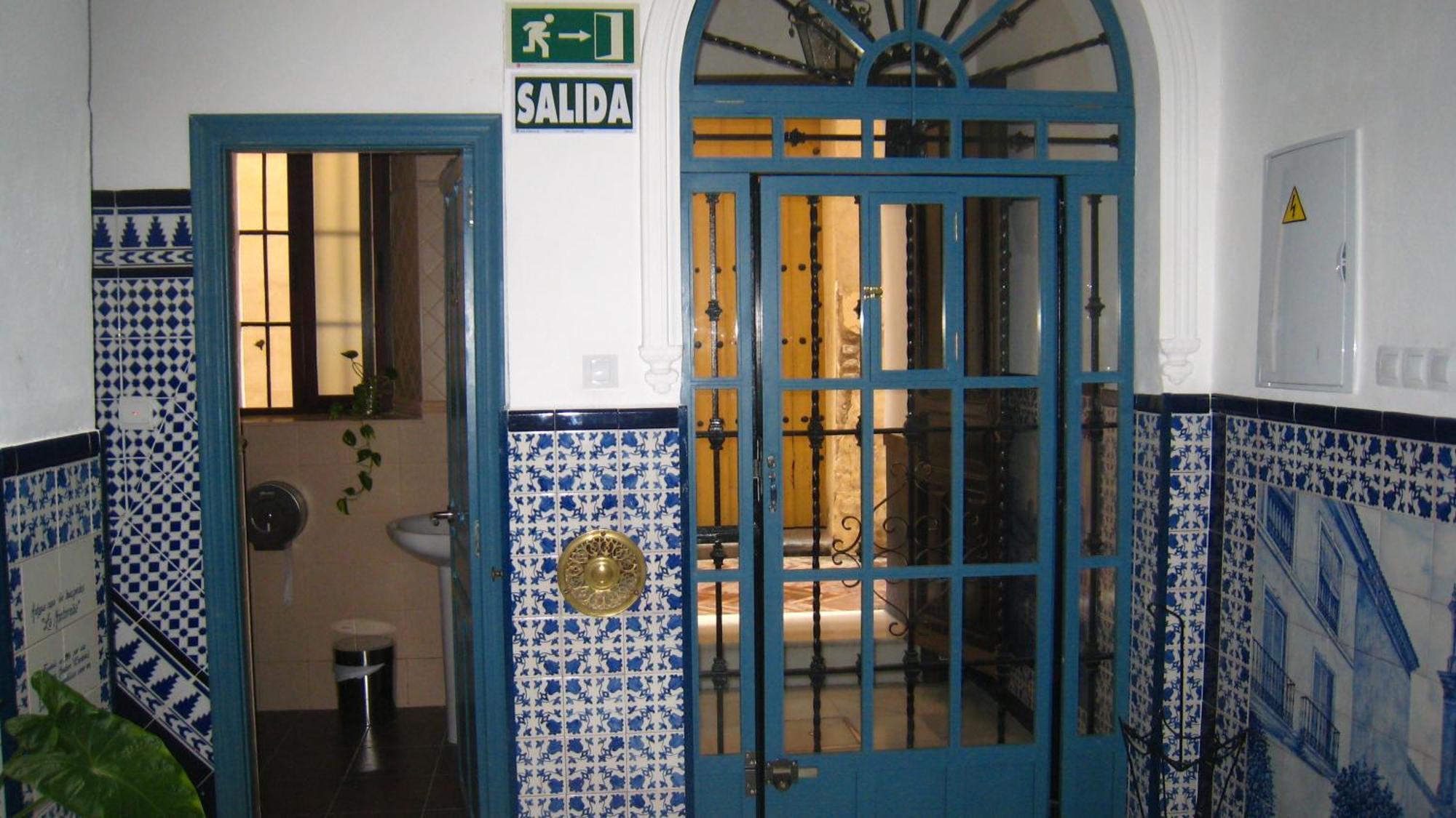 Pension La Montorena Севілья Екстер'єр фото